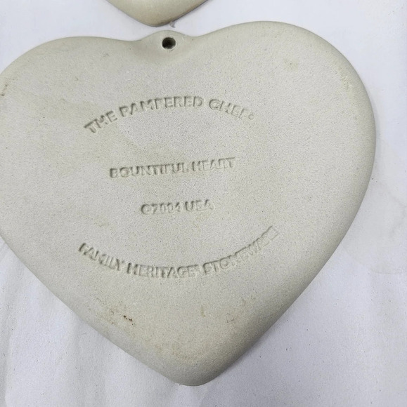 The Pampered Chef Family Heritage Stoneware Cookie Molds Qty 4 Has some recipes - Picture 10 of 10